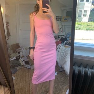 NWOT ribbed pink midi dress